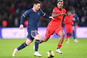 人工智能体育关于赛前尼斯调整名单以备法国杯，回应争议环节打磨，态度坚定，数据趋势出现新变化的信息