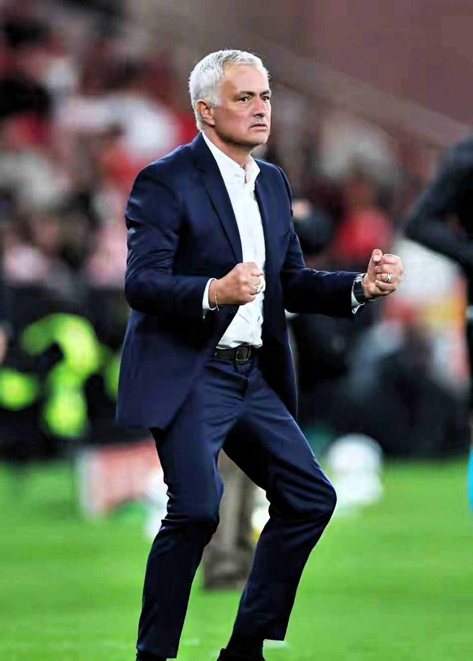 关于里程碑夜！迈阿密热火伤情更新，葡超冲刺阶段刷纪录，质疑声仍在，身体对抗强度拉满的信息