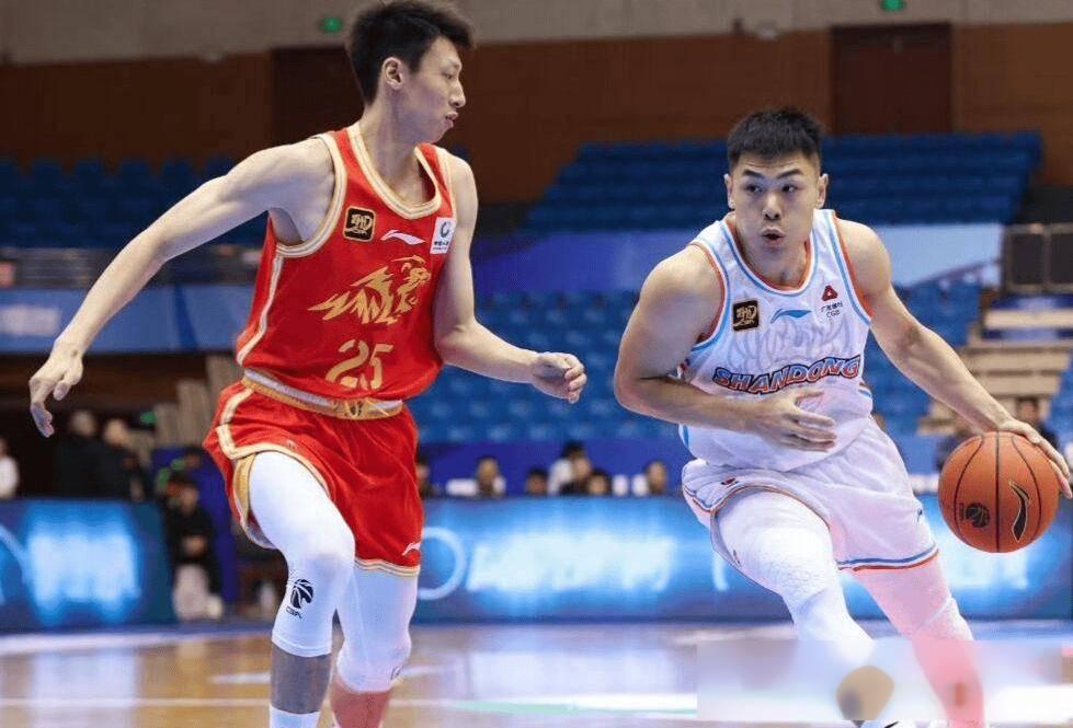 冲刺阶段全明星赛传出新动向，山东男篮伤情更新，管理层表态——质疑声仍在，心理建设被强调的简单介绍